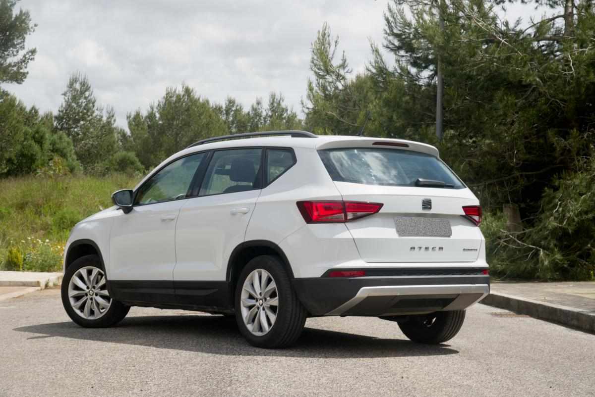 seat-ateca-1-6-tdi-ecomotive-2017-diesel-1598cc
