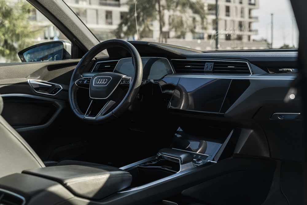 audi-e-tron-55-quattro-2020-eletrico