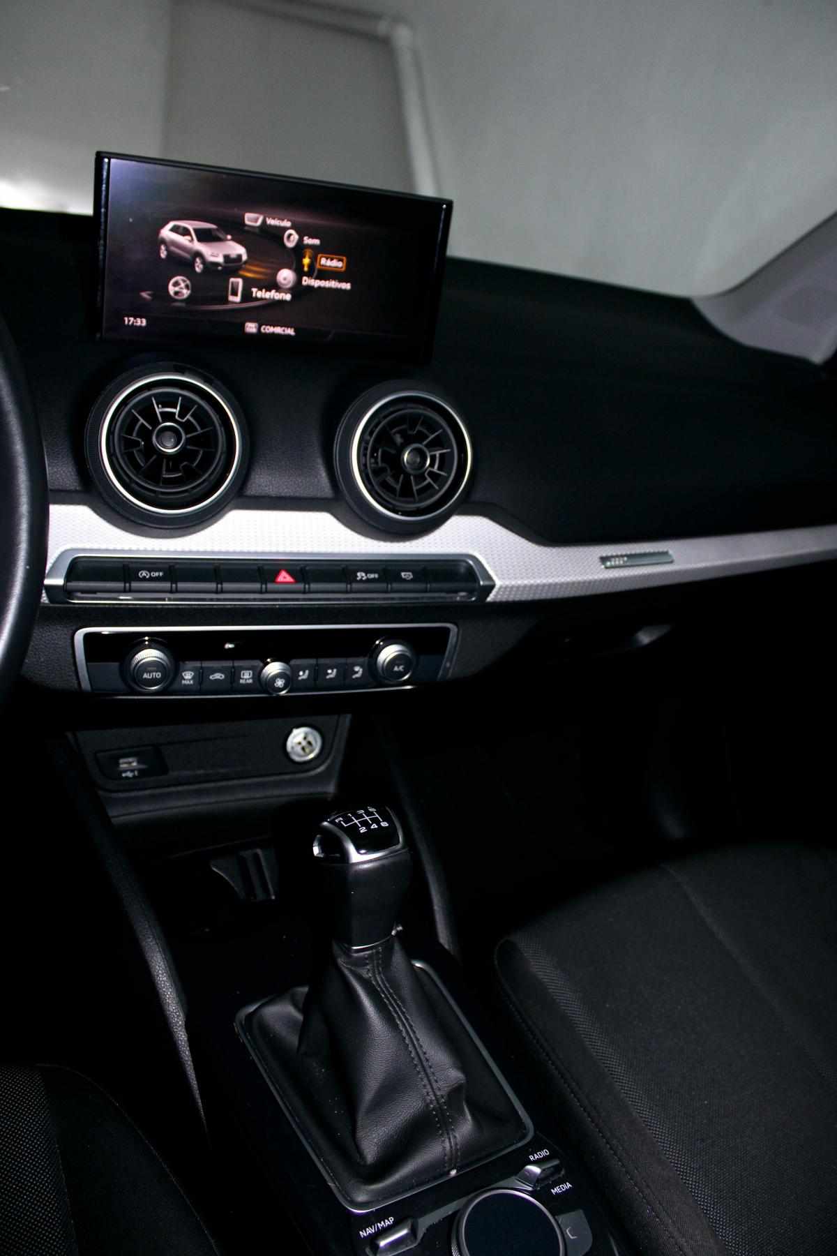 audi-q2-30-tfsi-2022-gasolina-999cc