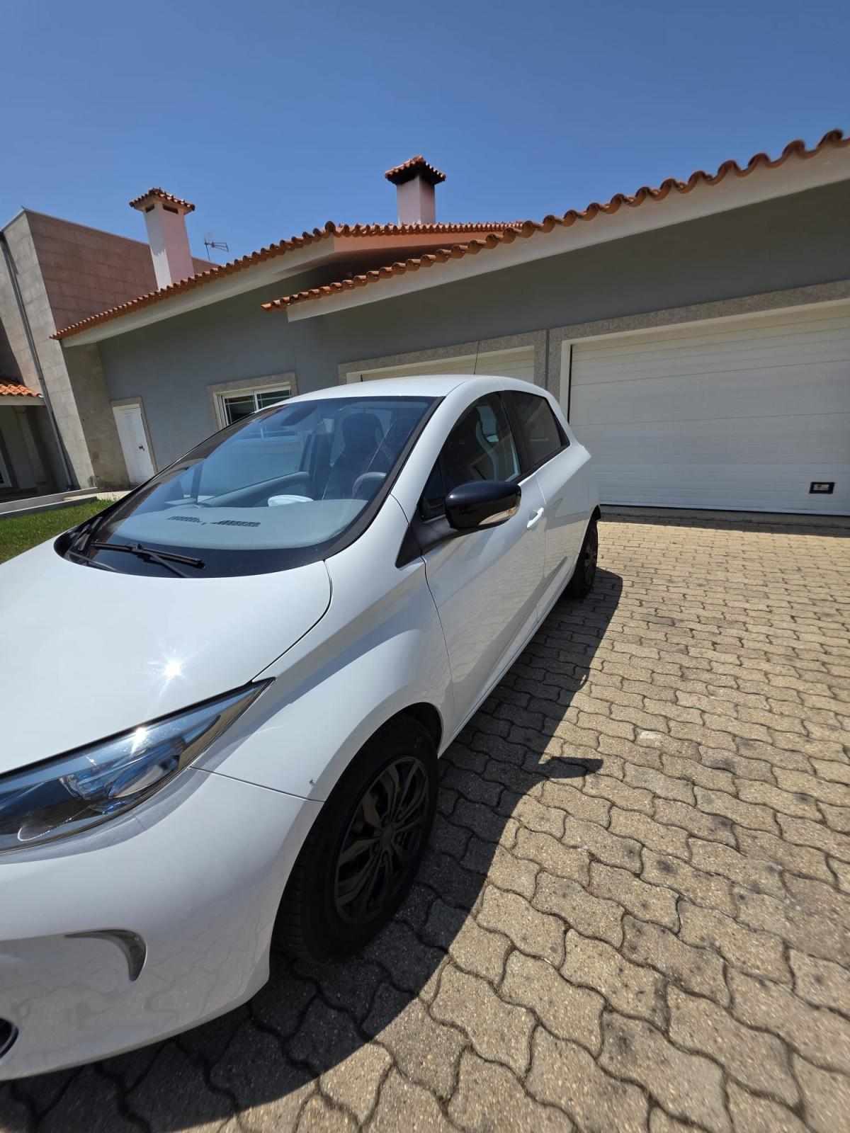 renault-zoe-r240-22-kwh-2013-eletrico