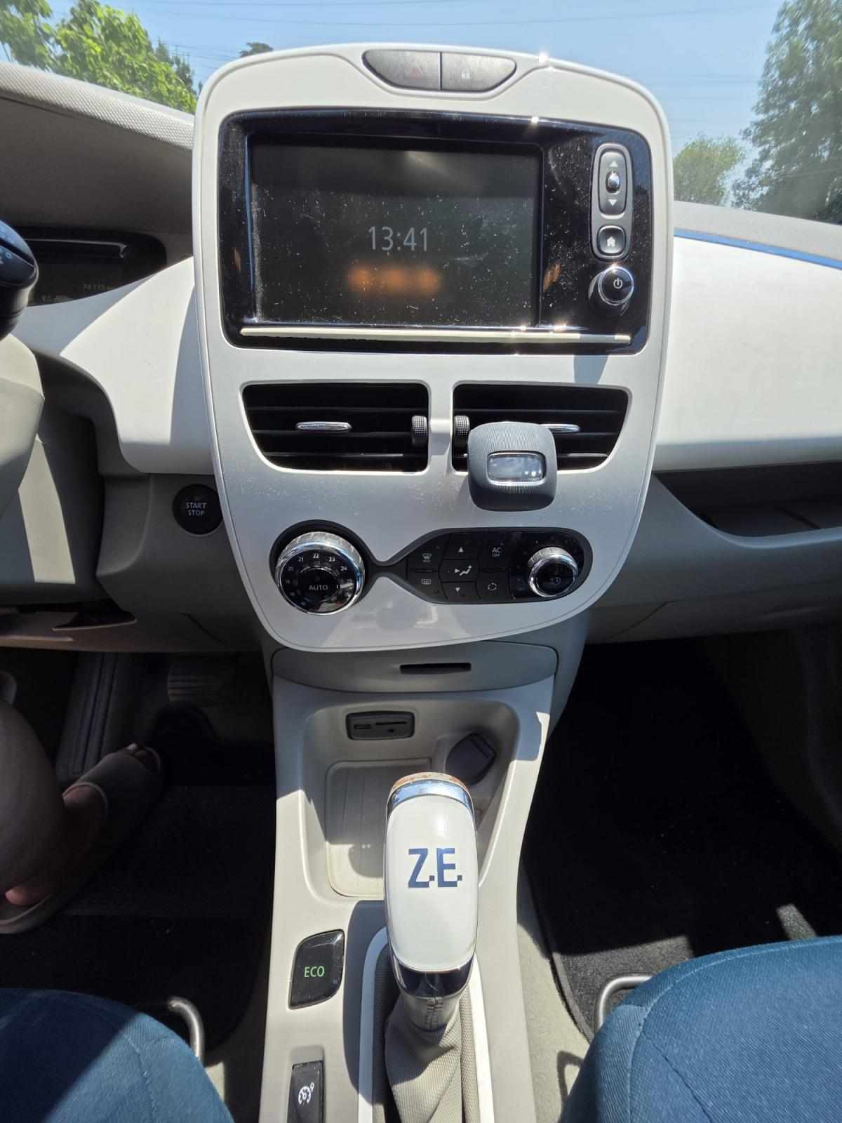 renault-zoe-r240-22-kwh-2013-eletrico