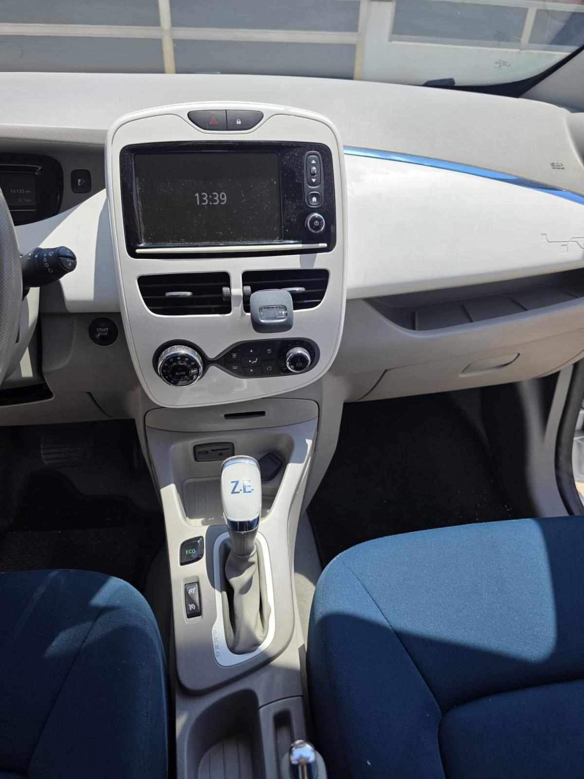 renault-zoe-r240-22-kwh-2013-eletrico