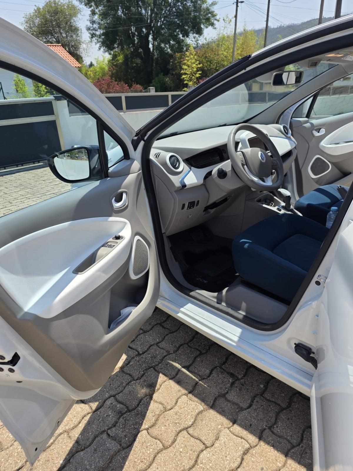 renault-zoe-r240-22-kwh-2013-eletrico