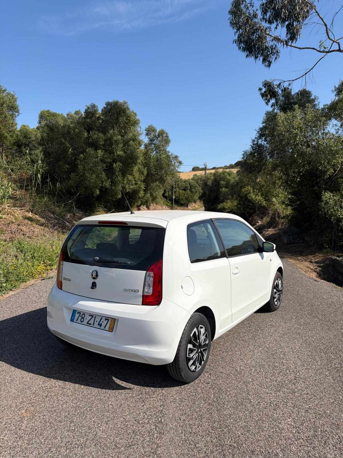 skoda-citigo-1-0-mpi-2012-gasolina-999cc