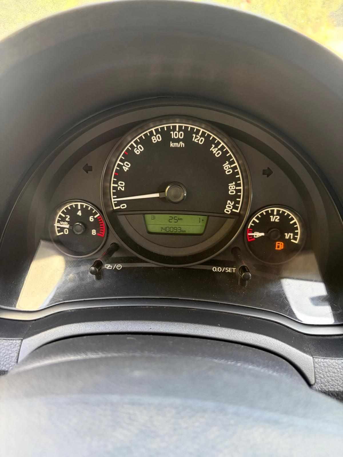 skoda-citigo-1-0-mpi-2012-gasolina-999cc