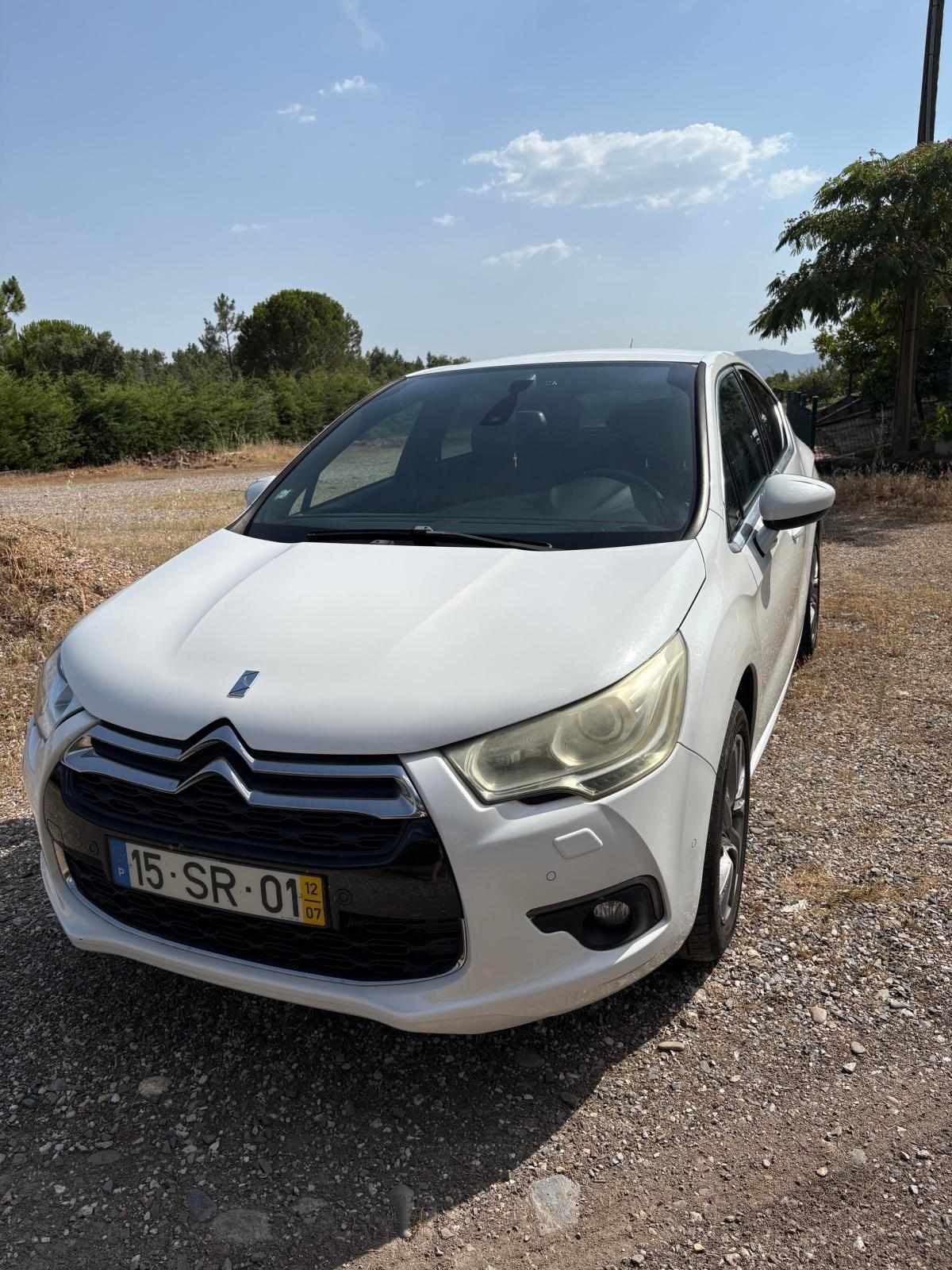 citroen-ds4-1-6-111cv-2012-diesel-1560cc