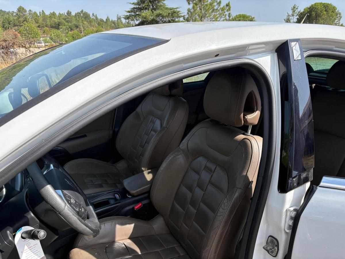 citroen-ds4-1-6-111cv-2012-diesel-1560cc