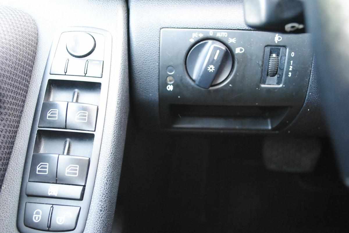 mercedes-benz-classe-a-a-160-2011-gasolina-1498cc