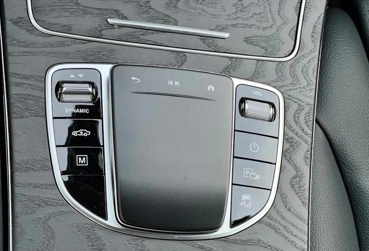 mercedes-benz-glc-300-de-4matic-2021-diesel-1950cc