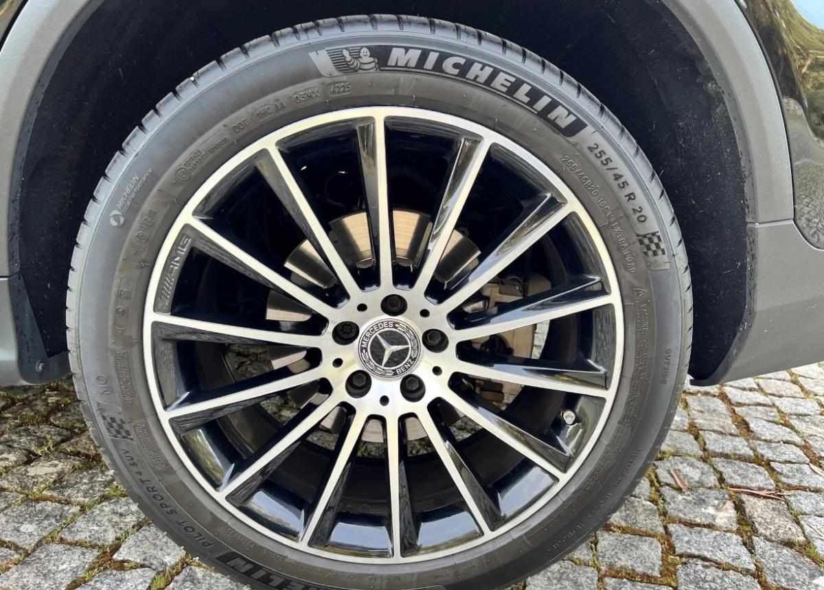 mercedes-benz-glc-300-de-4matic-2021-diesel-1950cc