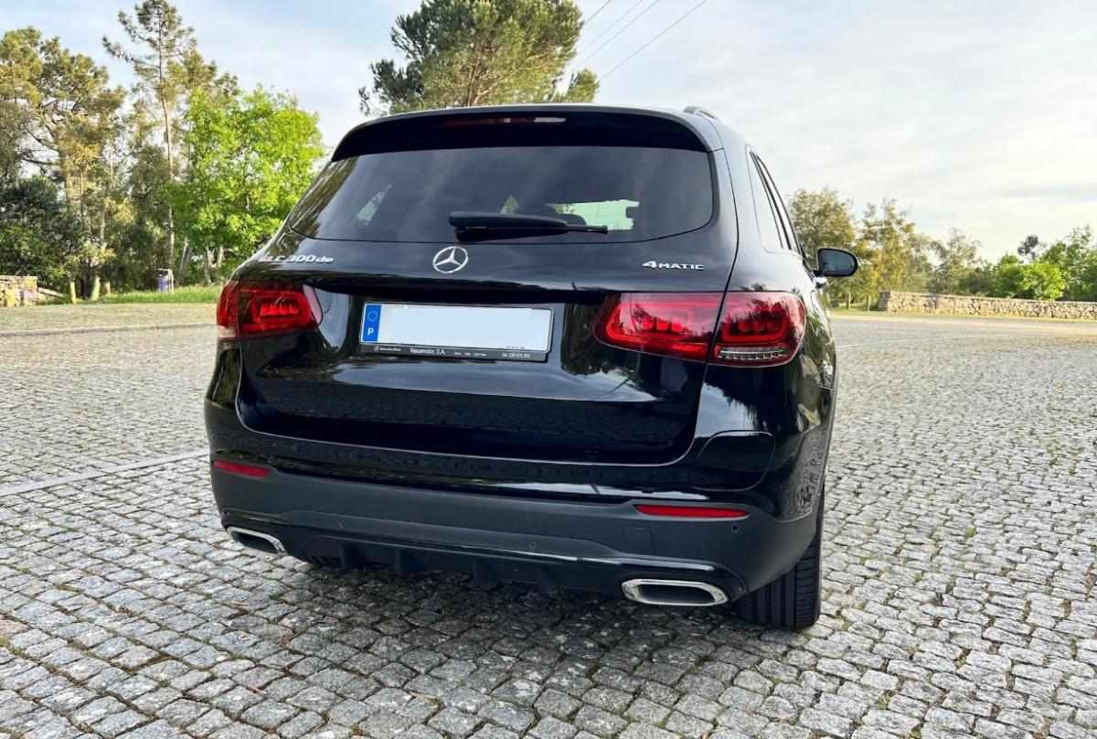 mercedes-benz-glc-300-de-4matic-2021-diesel-1950cc