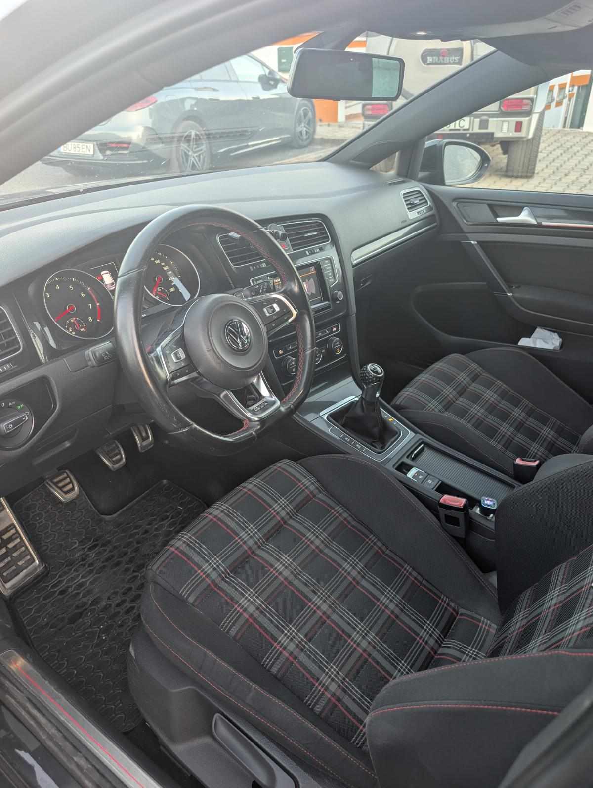 volkswagen-golf-gti-2-0-tsi-bluemotion-2015-gasolina-1984cc