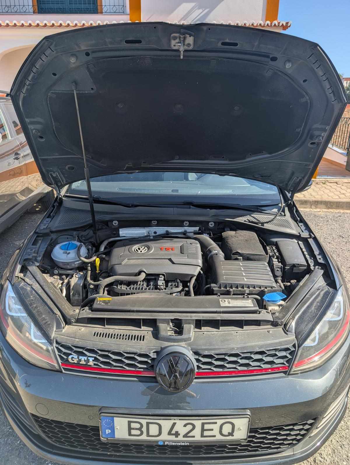 volkswagen-golf-gti-2-0-tsi-bluemotion-2015-gasolina-1984cc