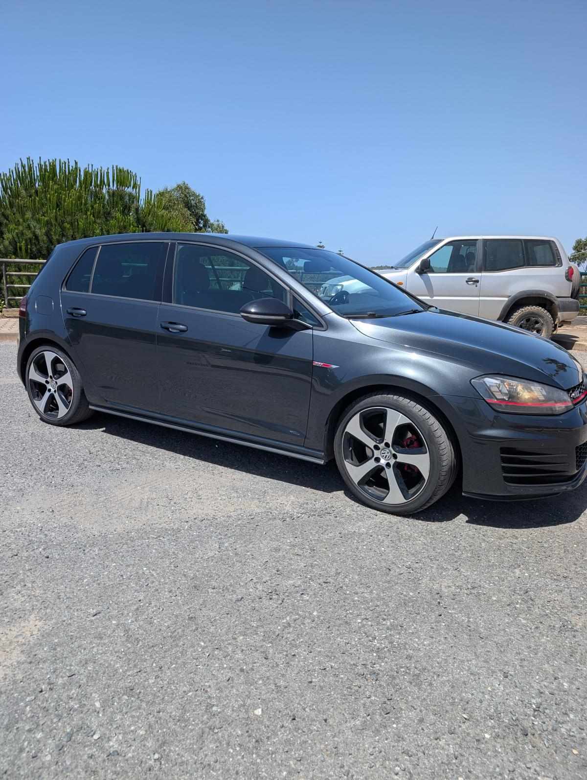 volkswagen-golf-gti-2-0-tsi-bluemotion-2015-gasolina-1984cc