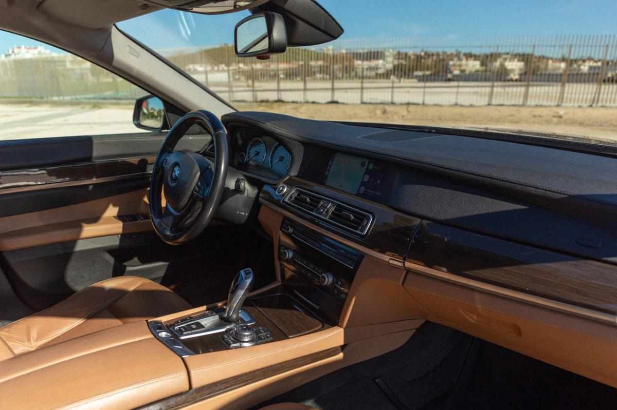 bmw-serie-7-730d-2008-diesel-2993cc