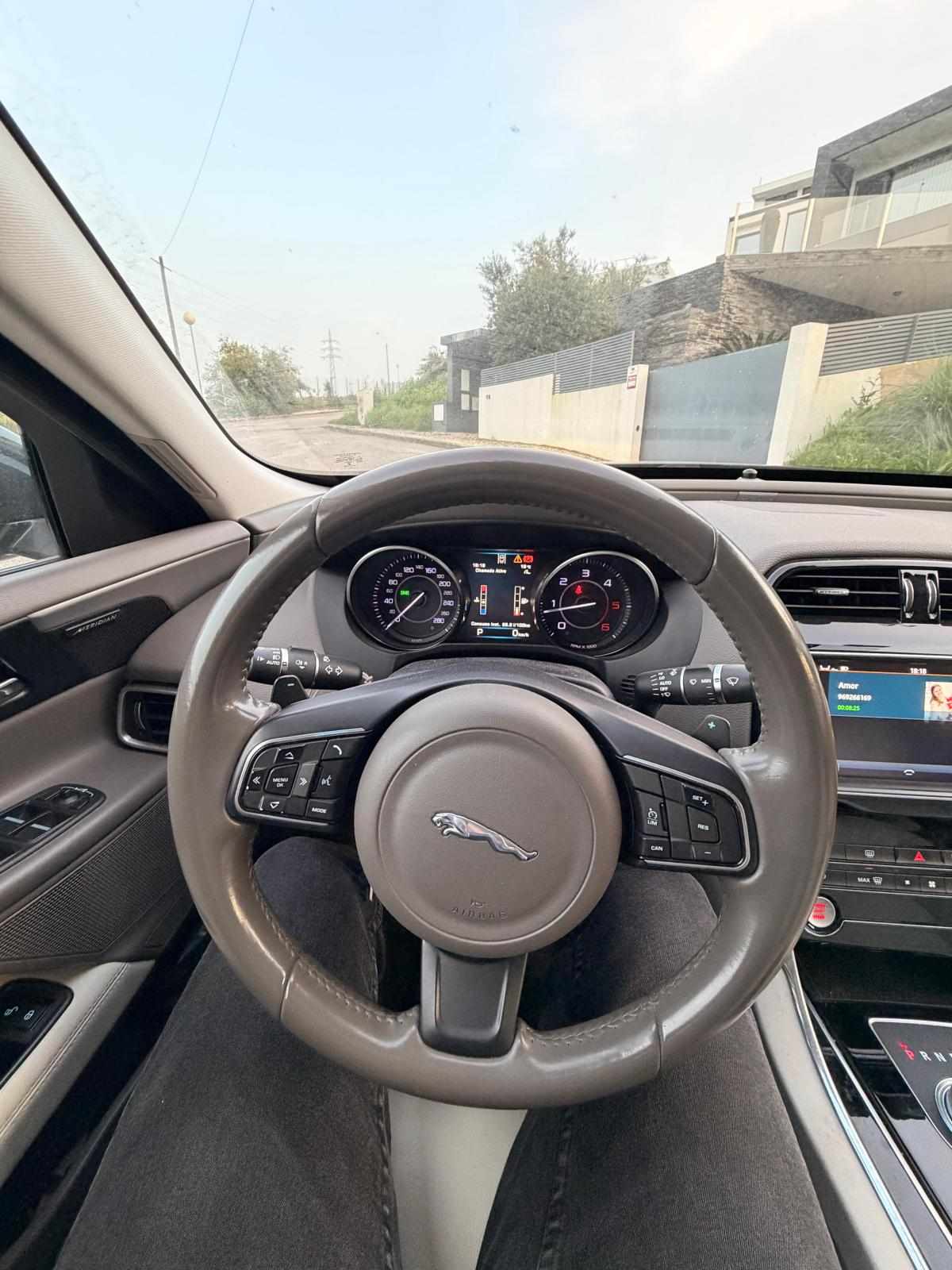 jaguar-xe-2-0-e-performance-2016-diesel-2000cc