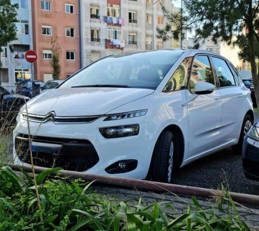 citroen-c4-picasso-1-6-hdi-2015-diesel-1560cc