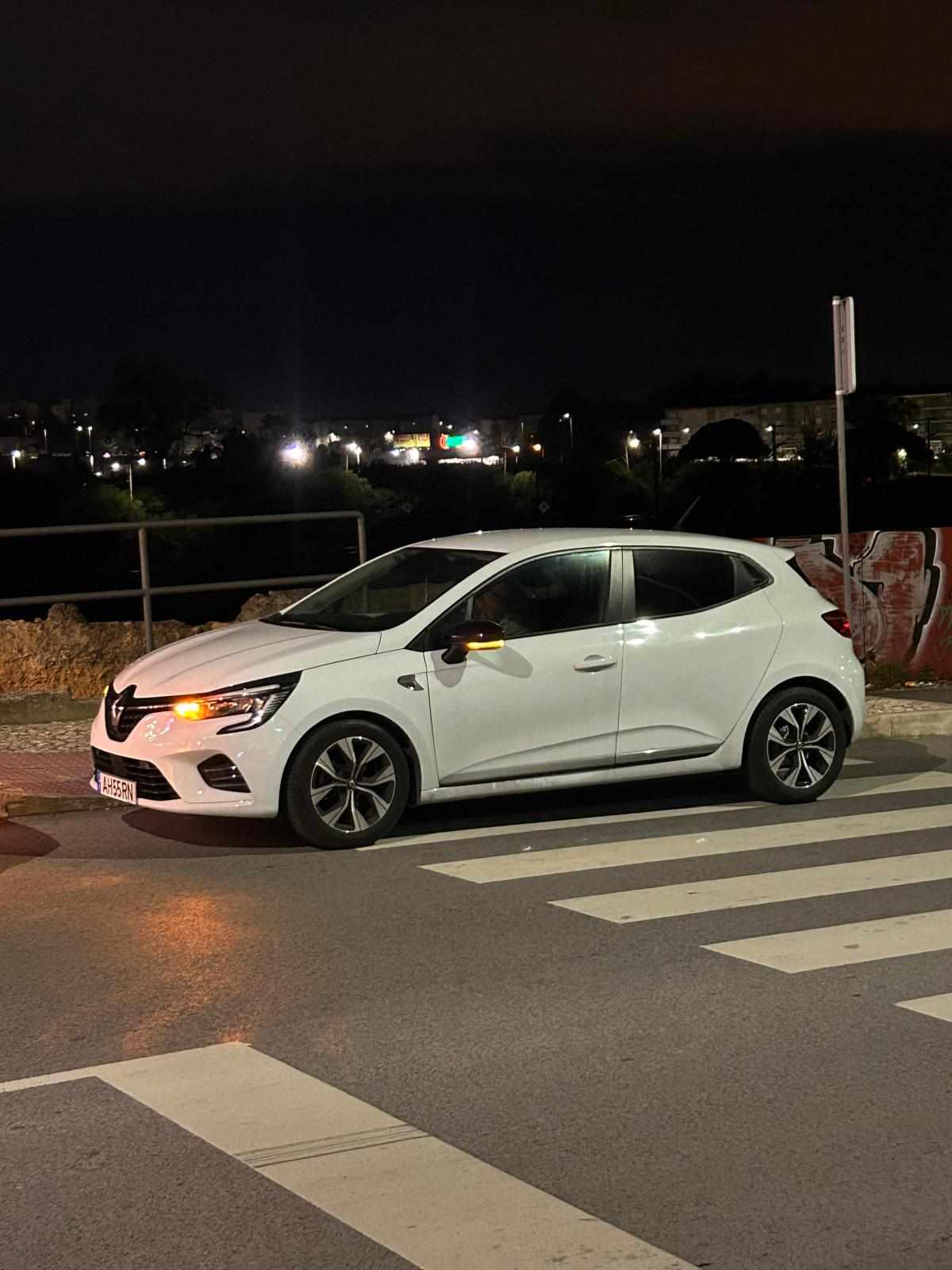 renault-clio-1-0-tce-2021-gasolina-999cc