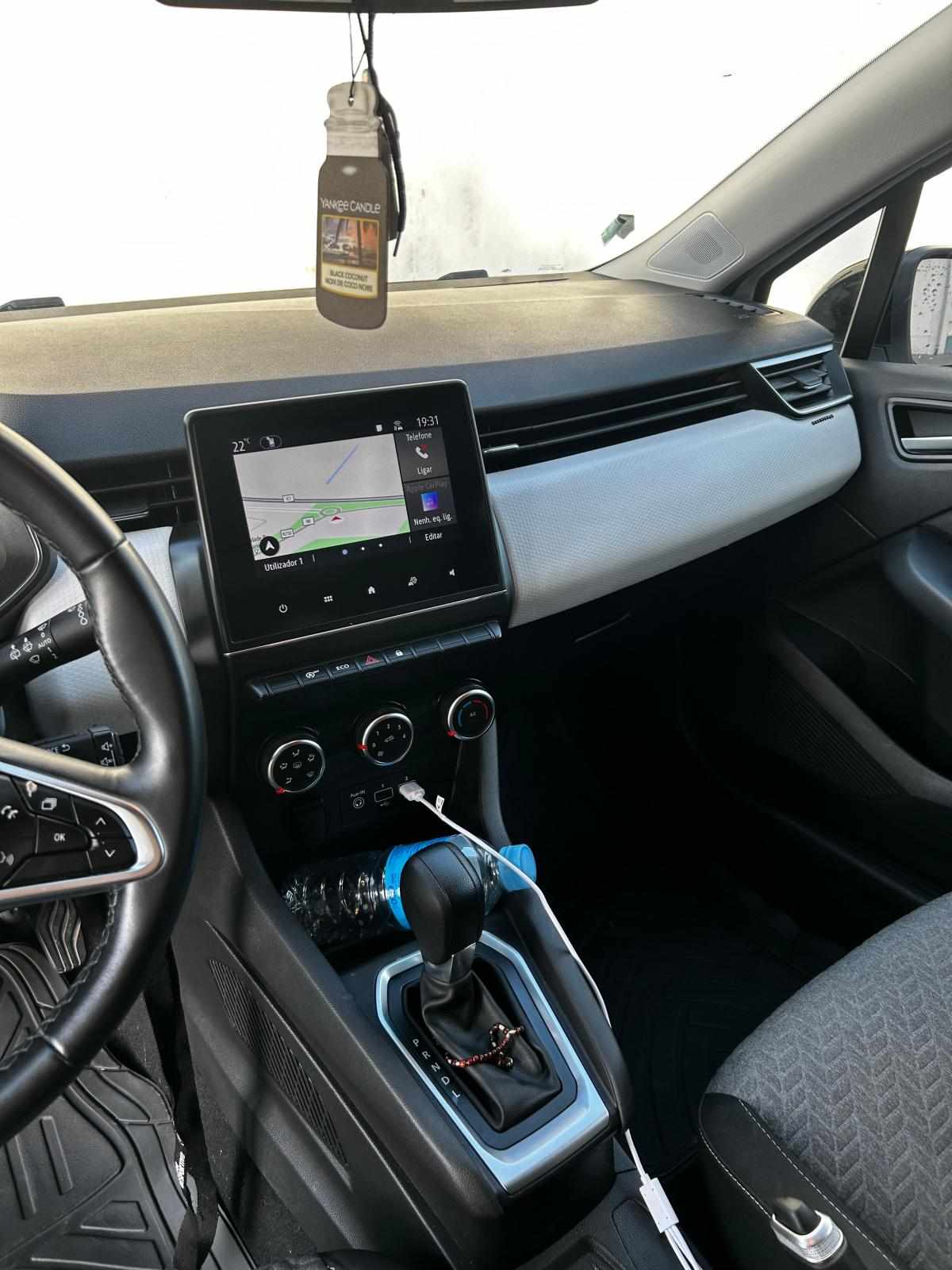 renault-clio-1-0-tce-2021-gasolina-999cc