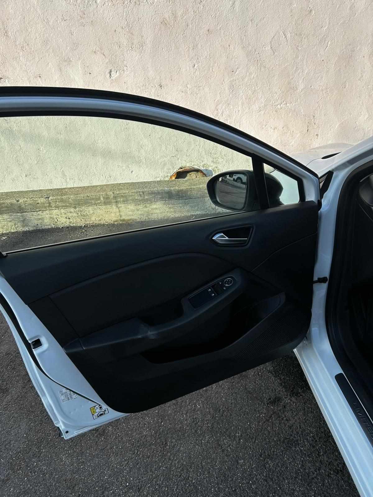 renault-clio-1-0-tce-2021-gasolina-999cc