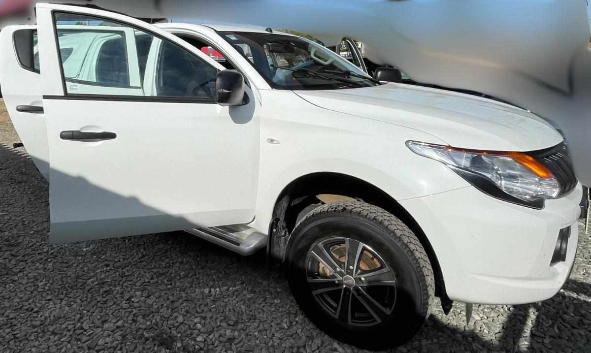 mitsubishi-l200-2-4-154cv-2019-diesel-2442cc
