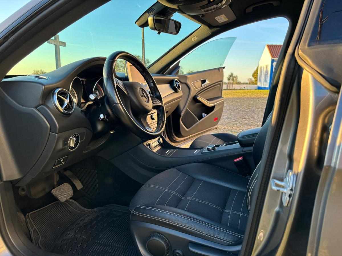 mercedes-benz-cla-220-cdi-2015-diesel-2143cc