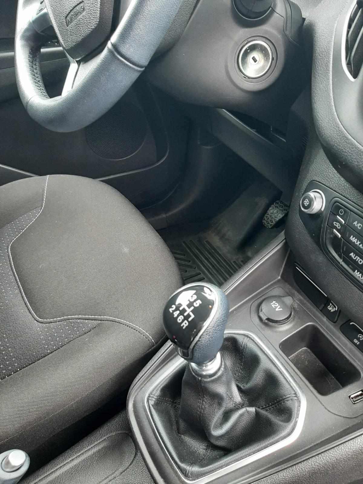 ford-transit-courier-1-5-100cv-2022-diesel-1499cc