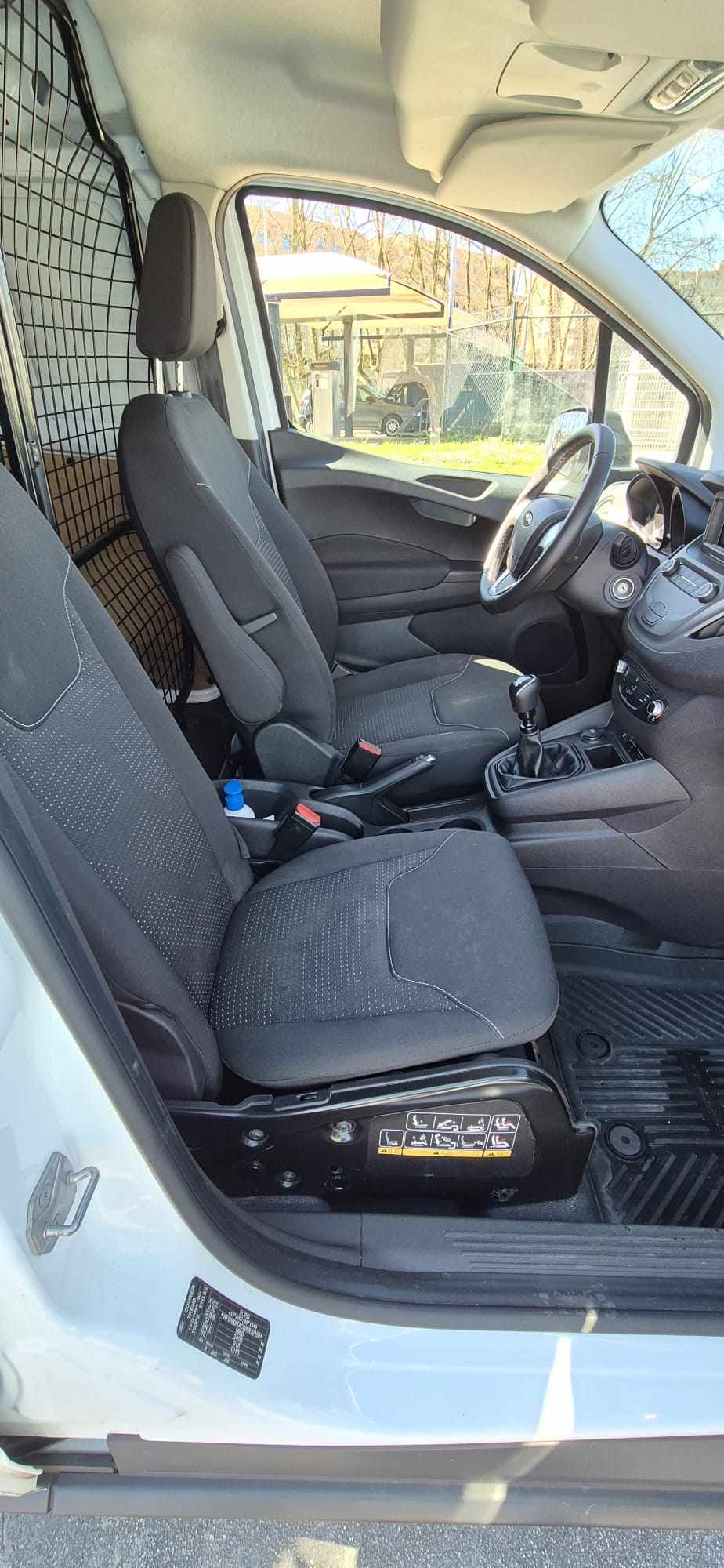 ford-transit-courier-1-5-100cv-2022-diesel-1499cc
