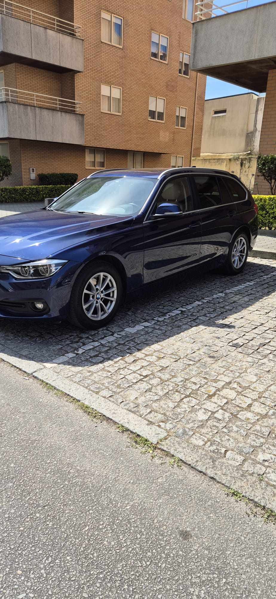 bmw-serie-3-318d-2018-diesel-1995cc