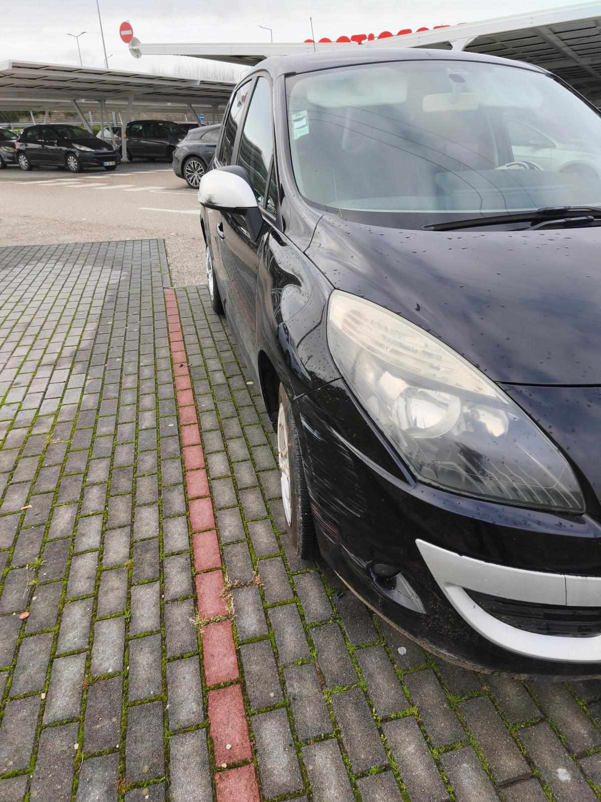 renault-scenic-1-5-dci-2011-diesel-1461cc