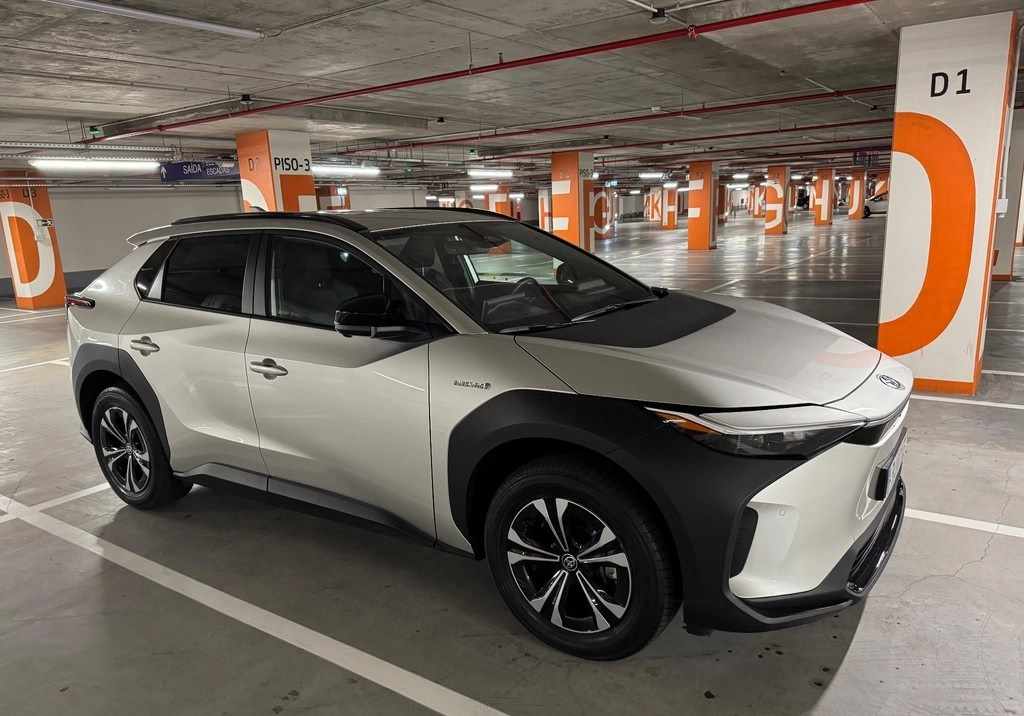 toyota-bz4x-71-4-kwh-2023-eletrico