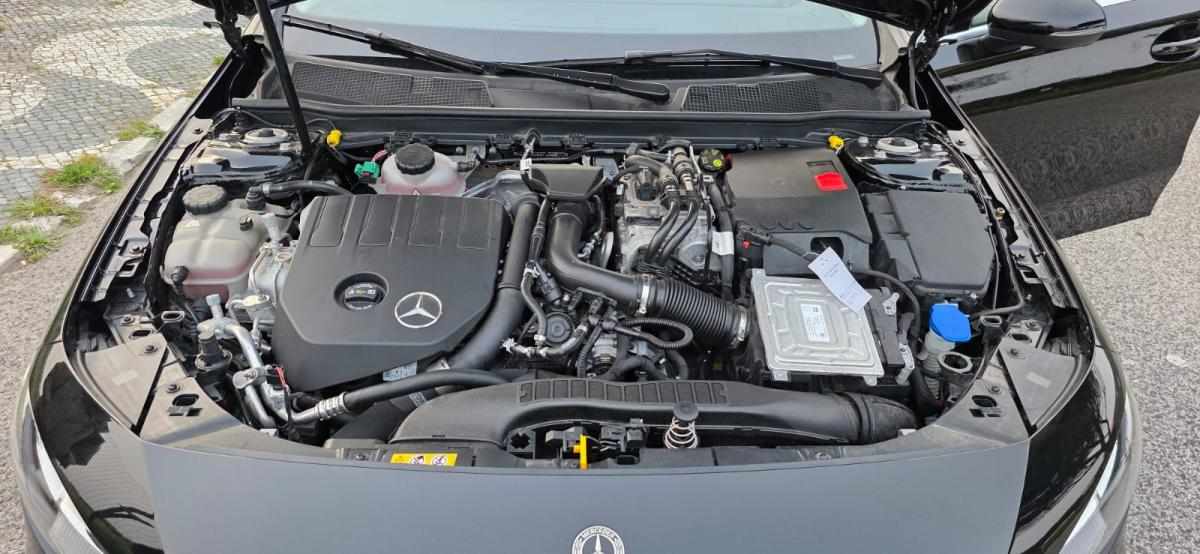 mercedes-benz-classe-a-a-250-e-2022-gasolina-1332cc