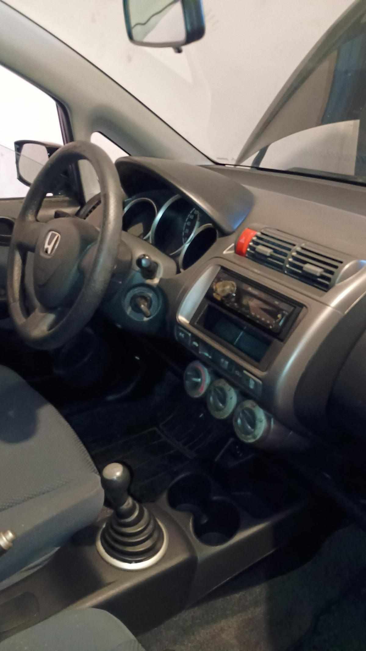 honda-jazz-1-2-2007-gasolina-1246cc