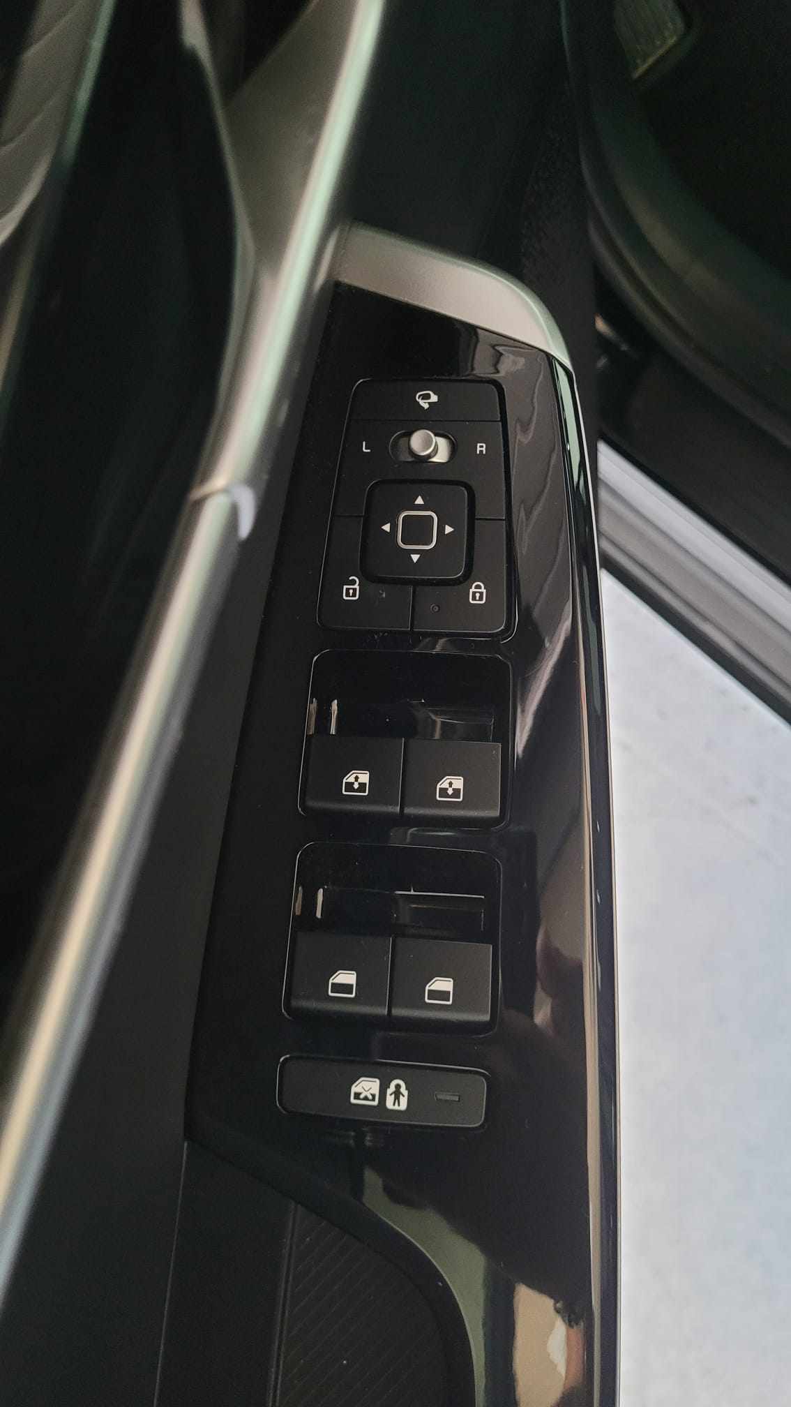 kia-ev6-77-4-kwh-2024-eletrico