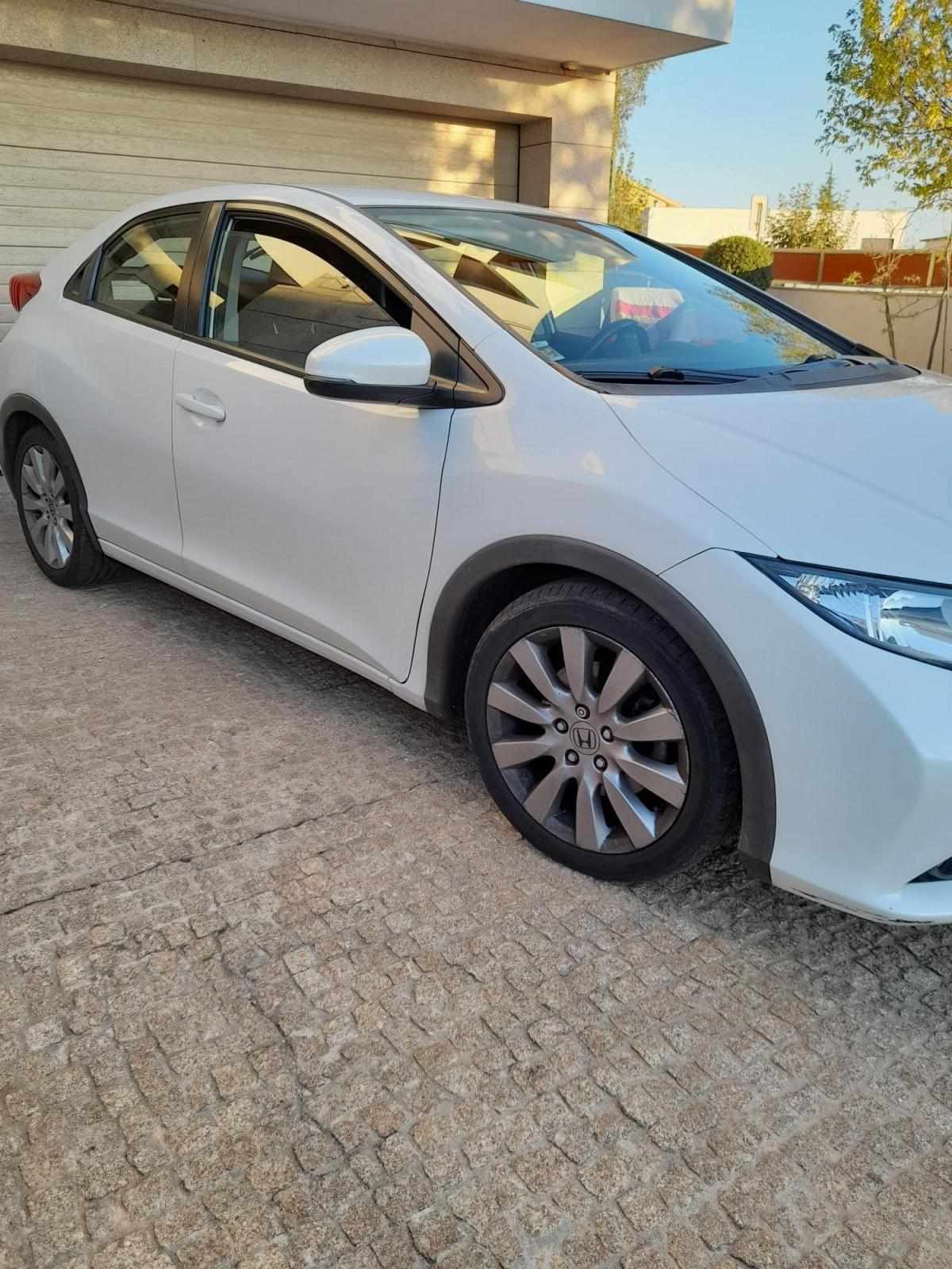 honda-civic-2-2-i-dtec-2012-diesel-2199cc