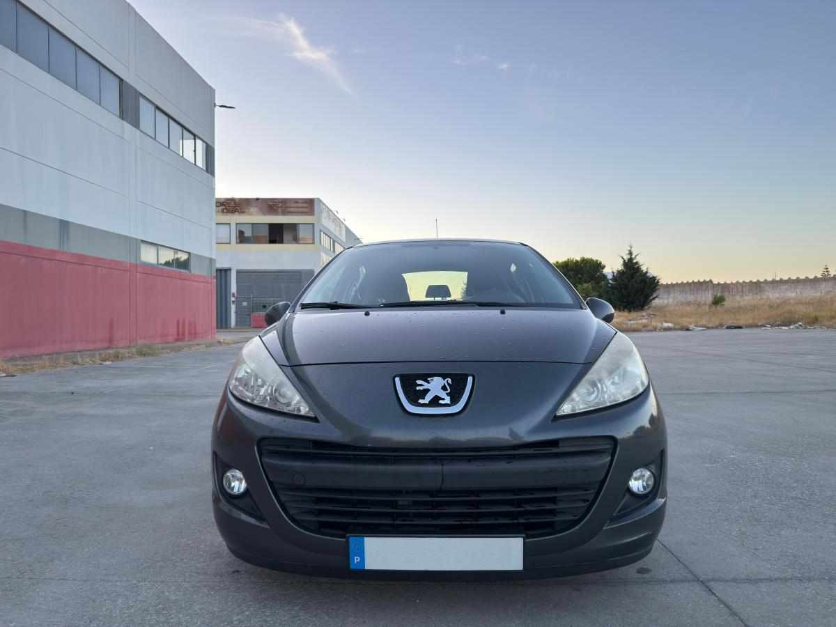 peugeot-207-1-4-2010-gasolina-1360cc
