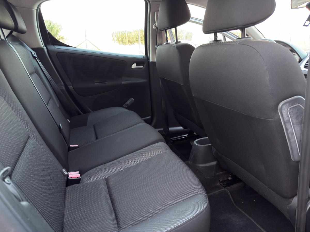 peugeot-207-1-4-2010-gasolina-1360cc