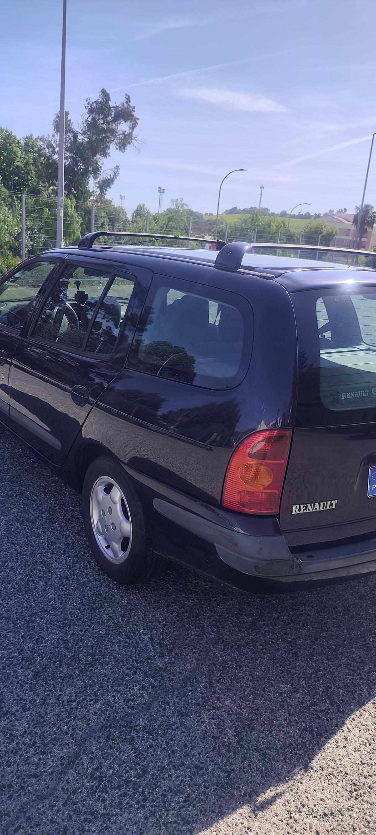 renault-megane-1-4-2000-gasolina-1390cc