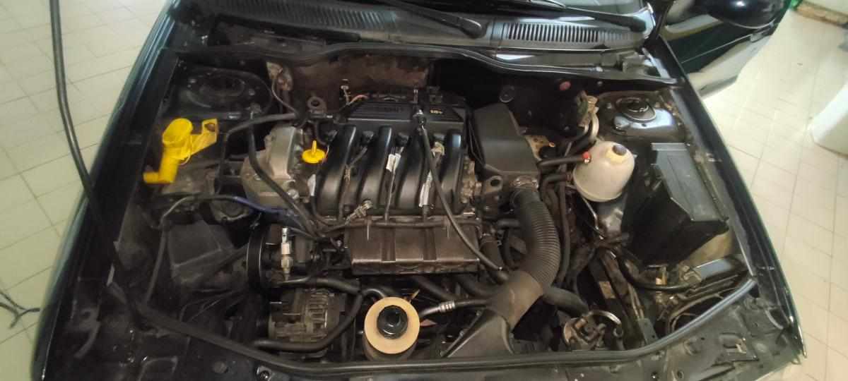 renault-megane-1-4-2000-gasolina-1390cc