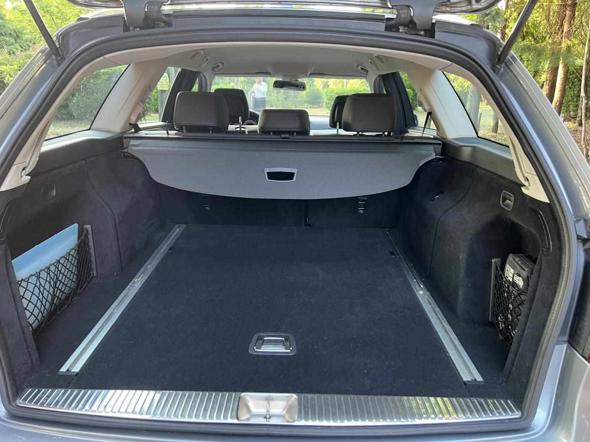 mercedes-benz-classe-e-e-220-bluetec-2014-diesel-2143cc