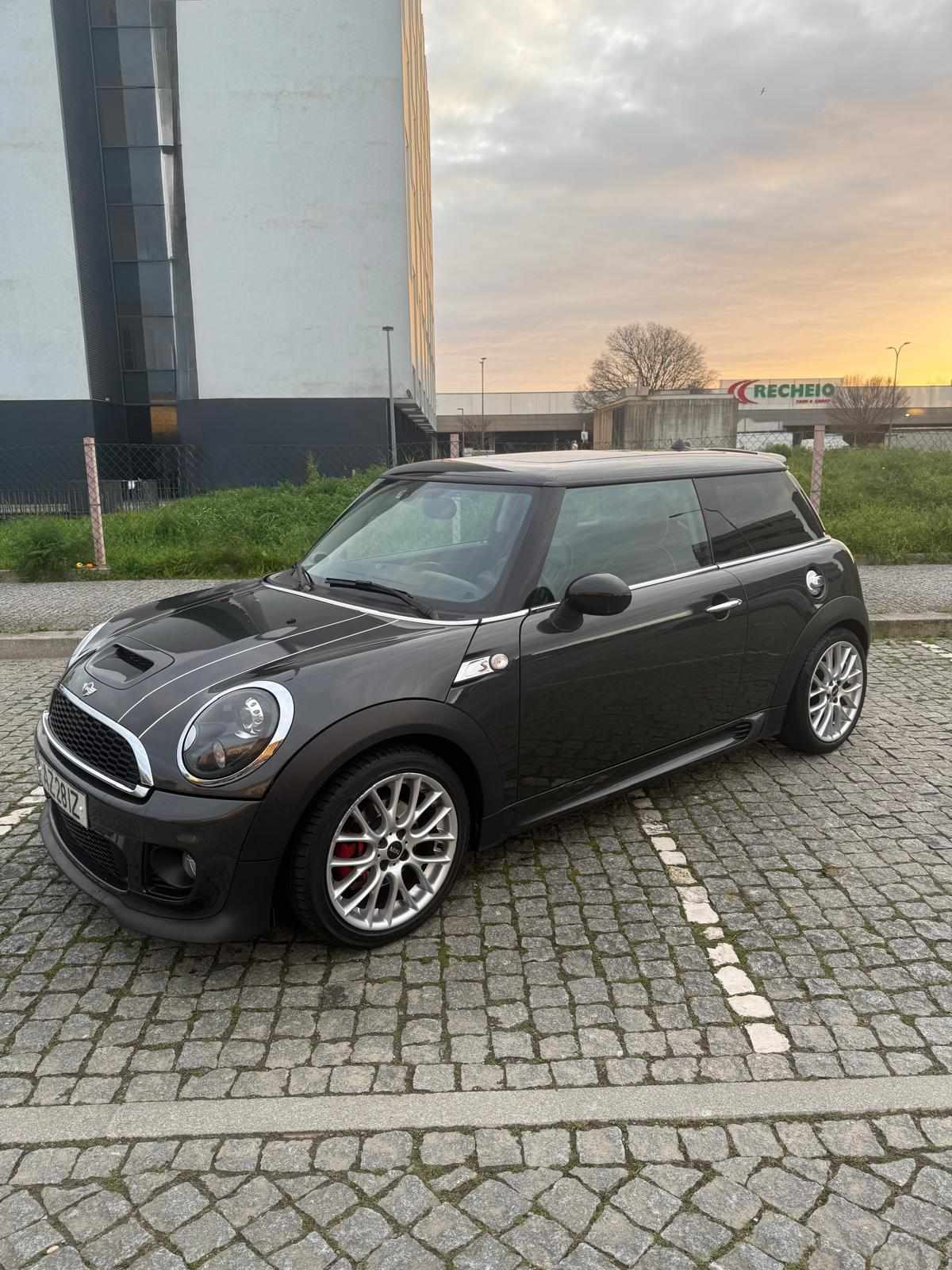 mini-hatch-sd-2-0-2012-diesel-1995cc