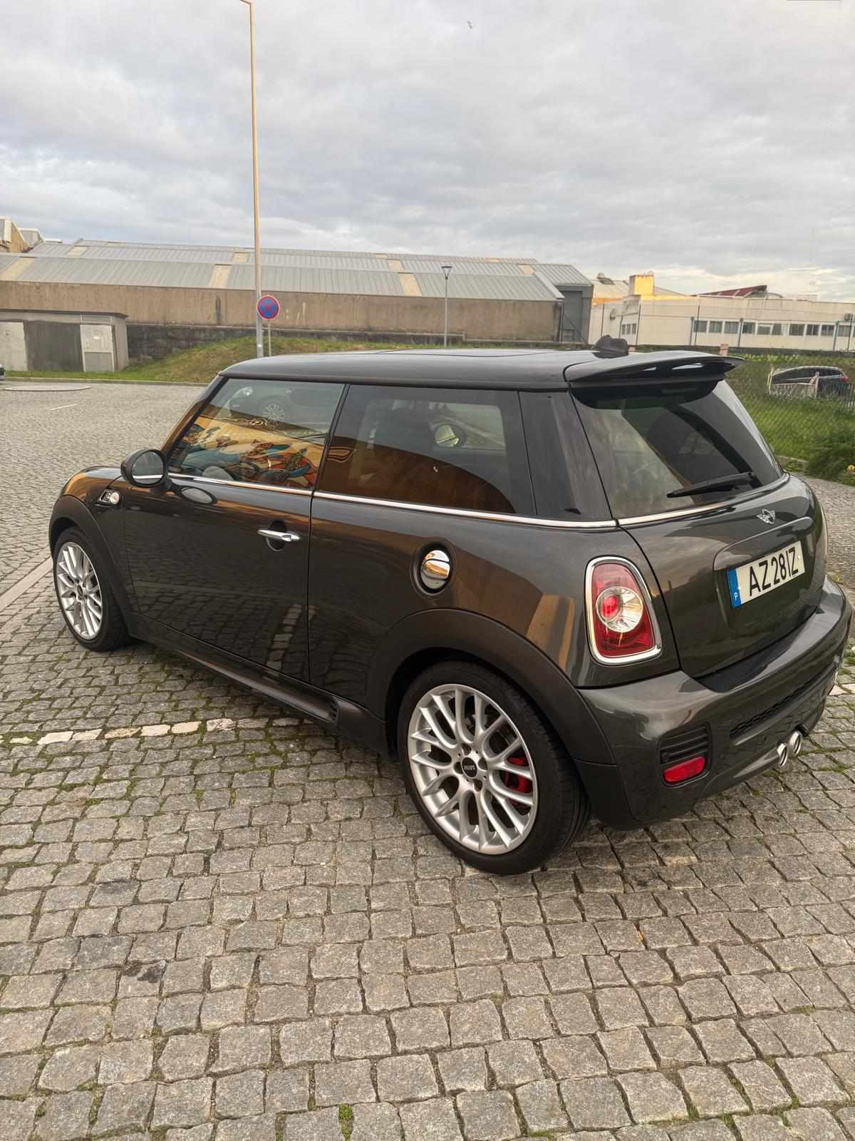 mini-hatch-sd-2-0-2012-diesel-1995cc