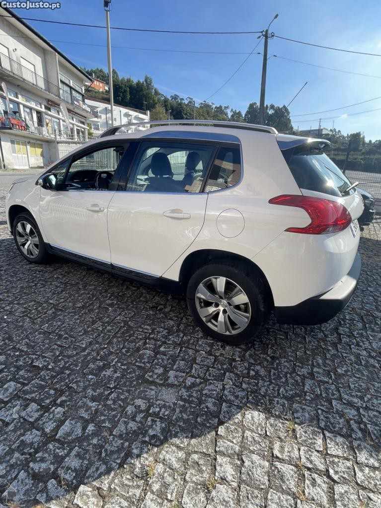 peugeot-2008-1-2-vti-2015-gasolina-1199cc
