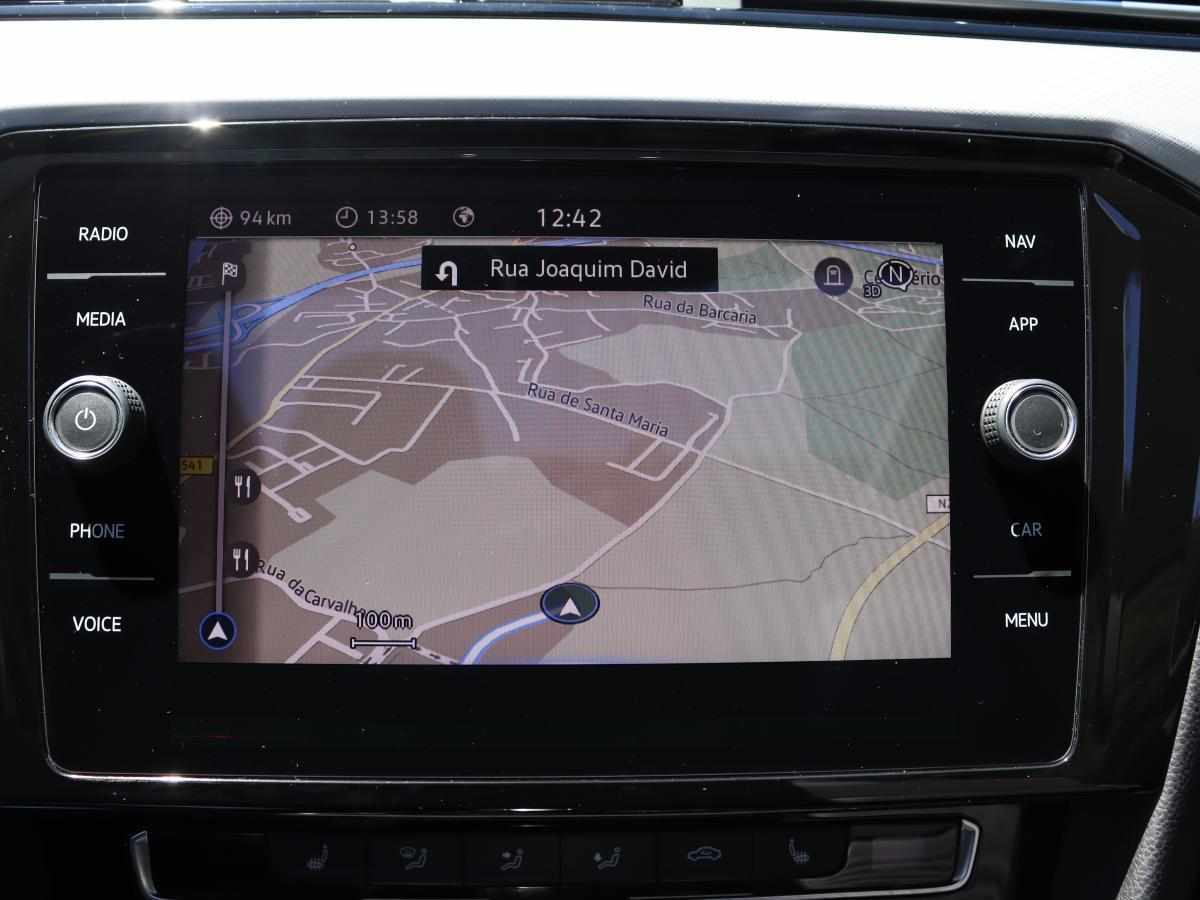 volkswagen-passat-variant-2020-hibrido-a-gasolina-1395cc