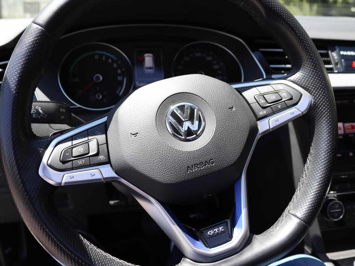 volkswagen-passat-variant-2020-hibrido-a-gasolina-1395cc