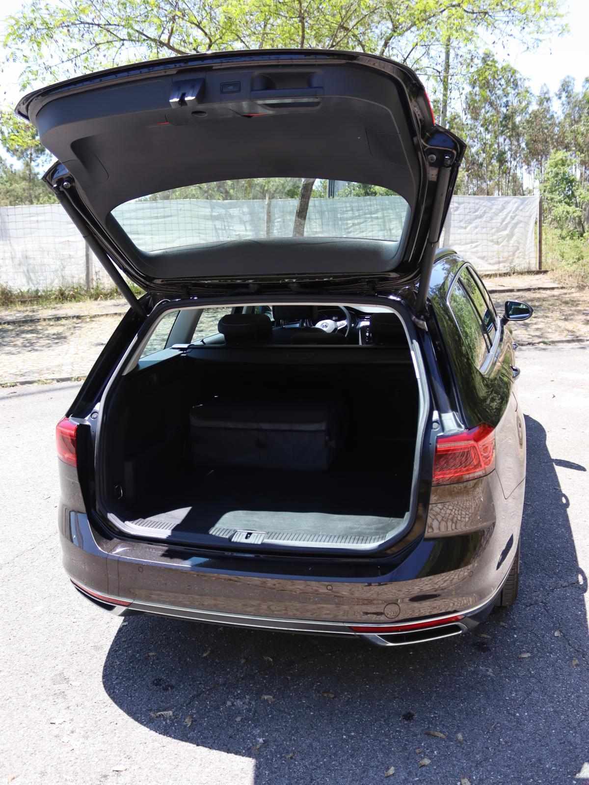 volkswagen-passat-variant-2020-hibrido-a-gasolina-1395cc