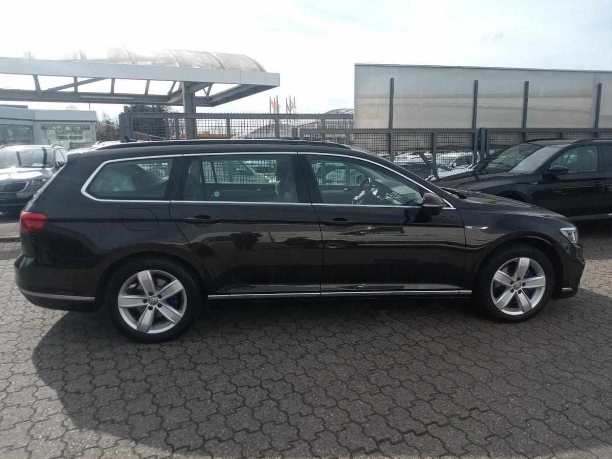 volkswagen-passat-variant-2020-hibrido-a-gasolina-1395cc