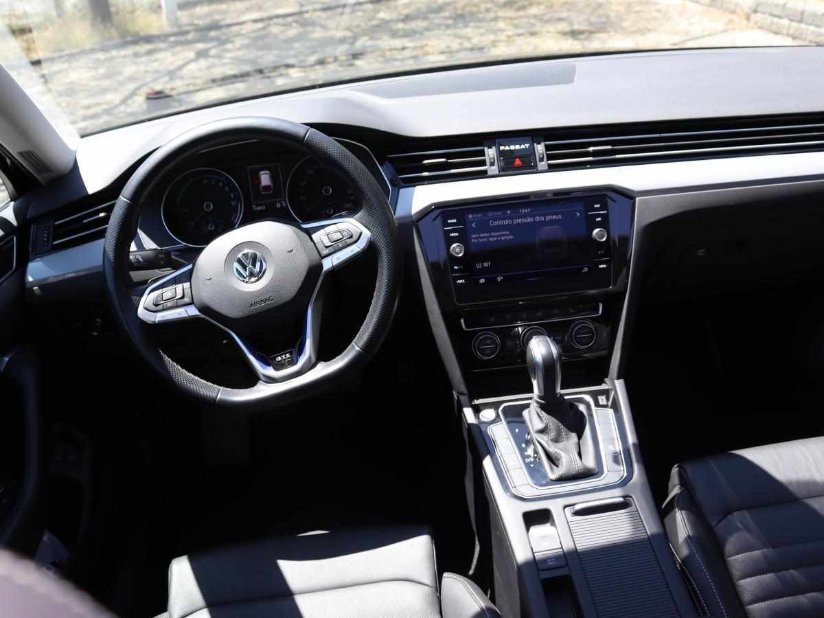 volkswagen-passat-variant-2020-hibrido-a-gasolina-1395cc