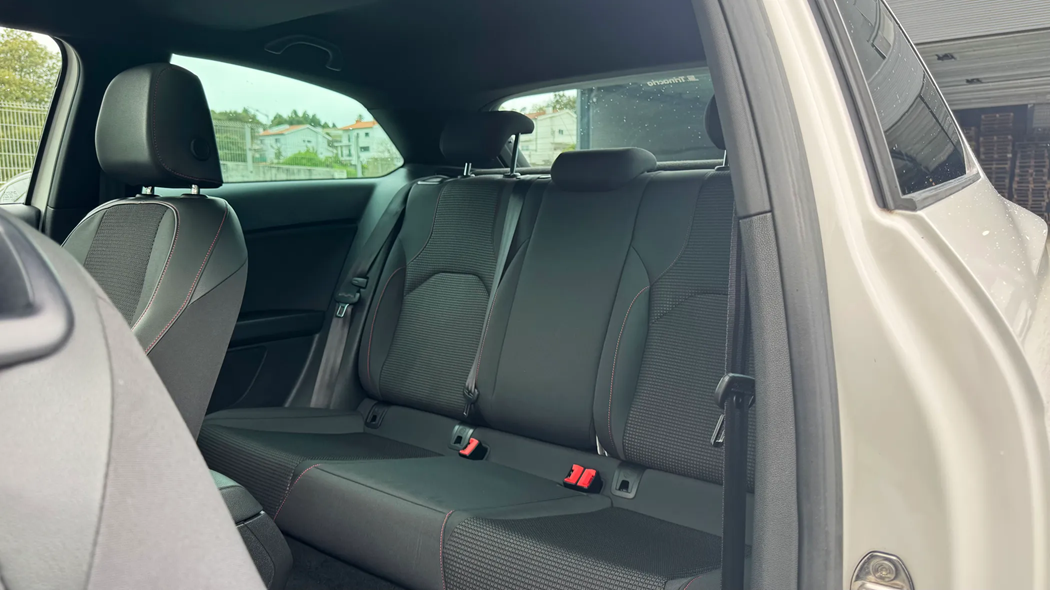 seat-leon-2-0-tdi-2017-diesel-1968cc