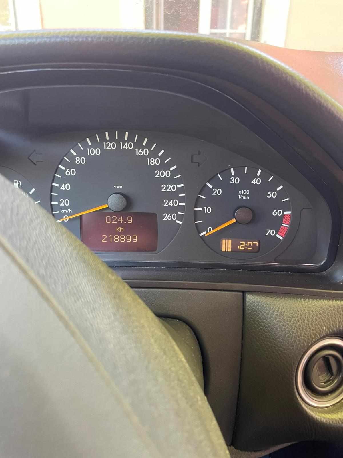 mercedes-benz-classe-e-e-200-kompressor-1999-gasolina-1998cc